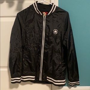 Men’s converse bomber jacket (medium)